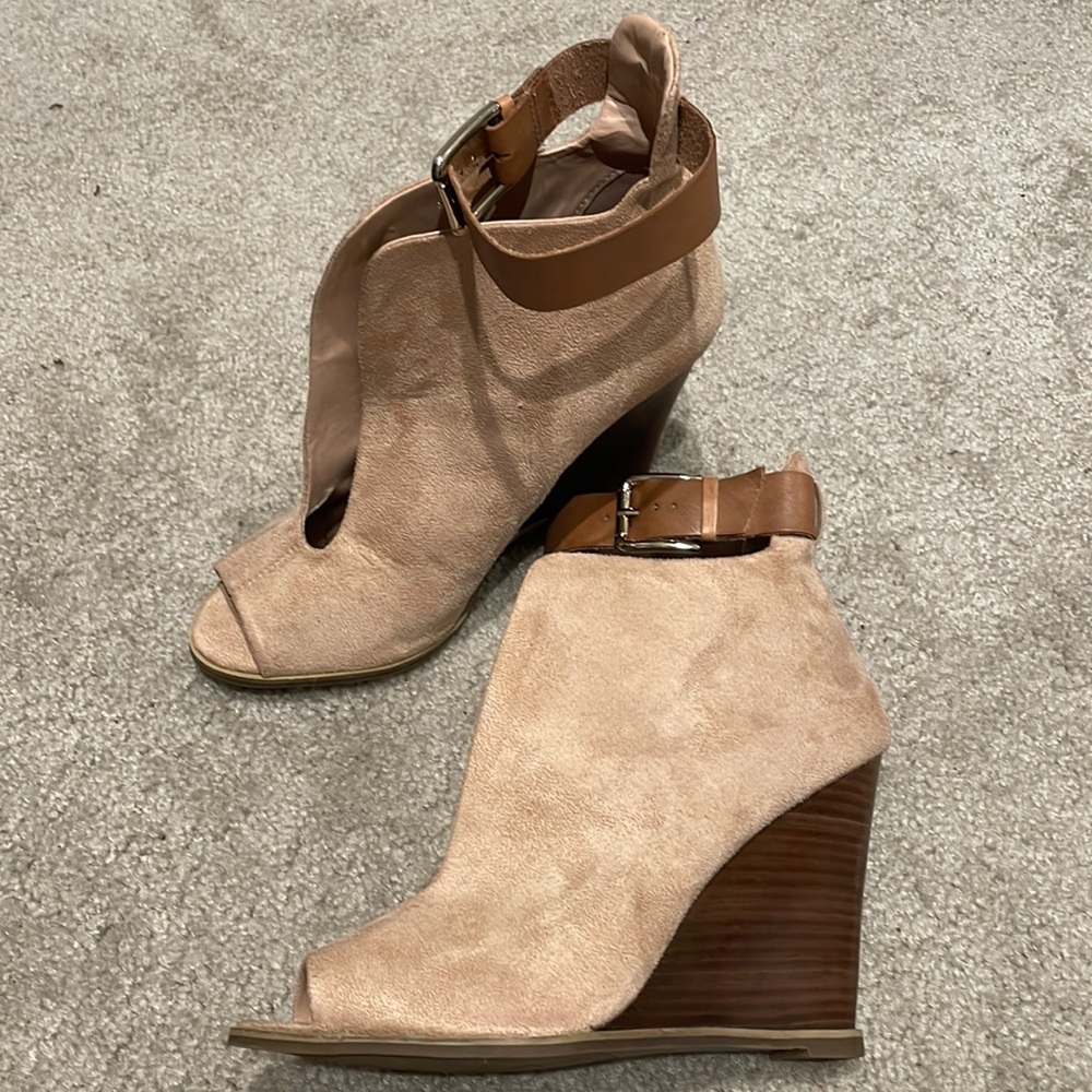Zigisoho Wedges